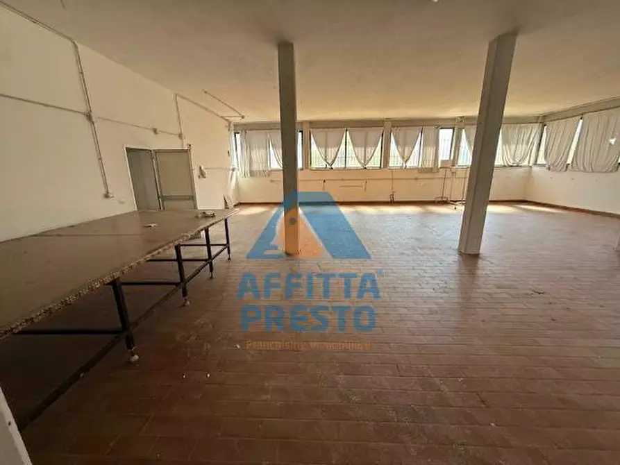 Immagine 8 di Attività commerciale in affitto  a Vinci