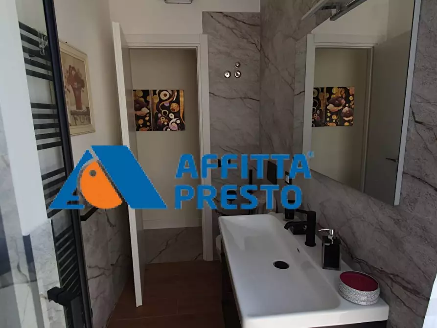 Immagine 11 di Appartamento in affitto  a Firenze
