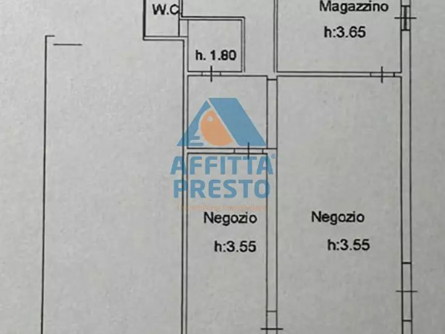 Immagine 7 di Negozio in vendita  a Capraia E Limite