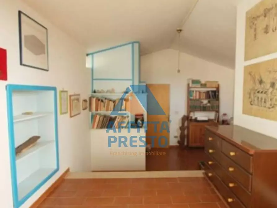 Immagine 2 di Villa in vendita  a Empoli