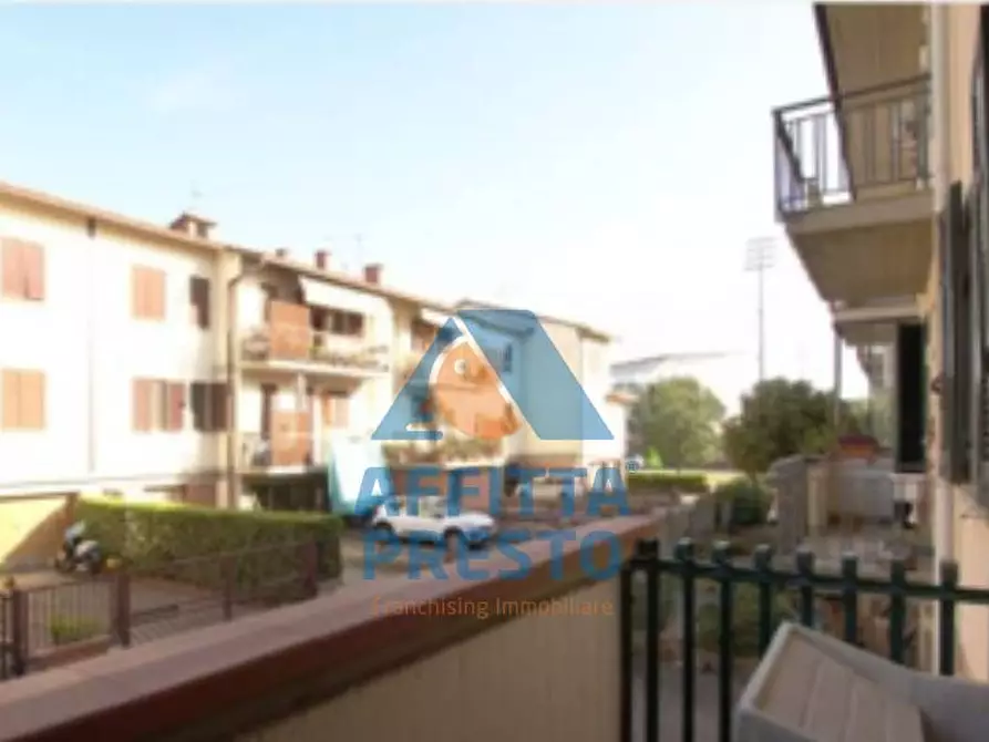 Immagine 10 di Villa in vendita  a Empoli