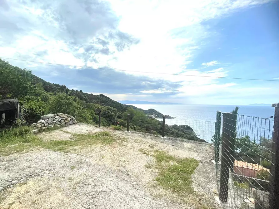Immagine 18 di Terreno residenziale in vendita  a Marciana