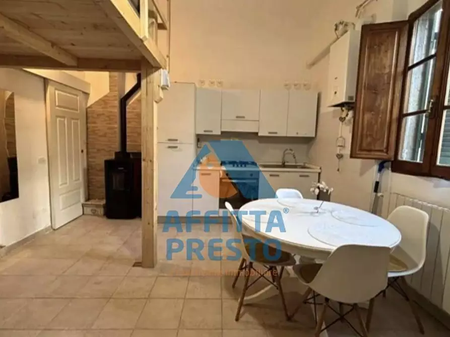 Immagine 1 di Appartamento in vendita  a Santa Maria A Monte
