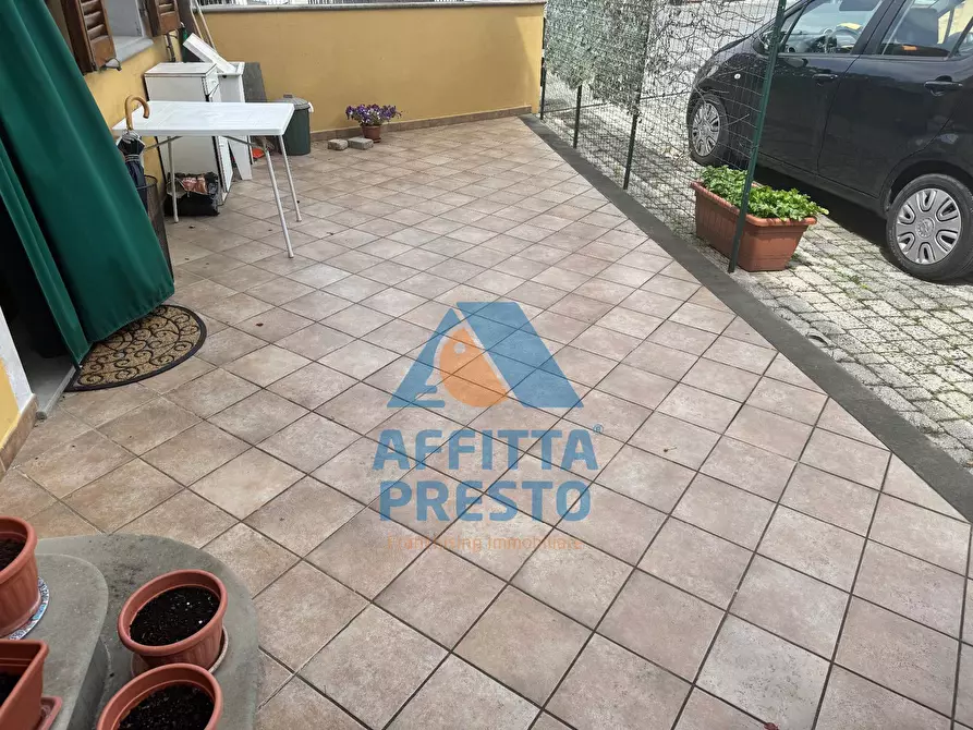 Immagine 6 di Appartamento in vendita  a Capraia E Limite