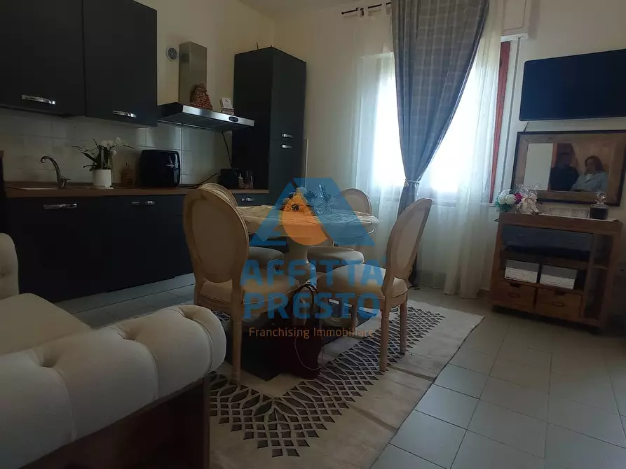 Immagine 11 di Appartamento in affitto  a Vinci