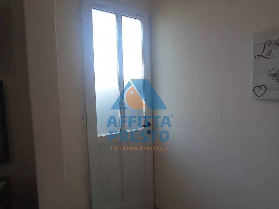 Immagine 13 di Appartamento in affitto  a Vinci
