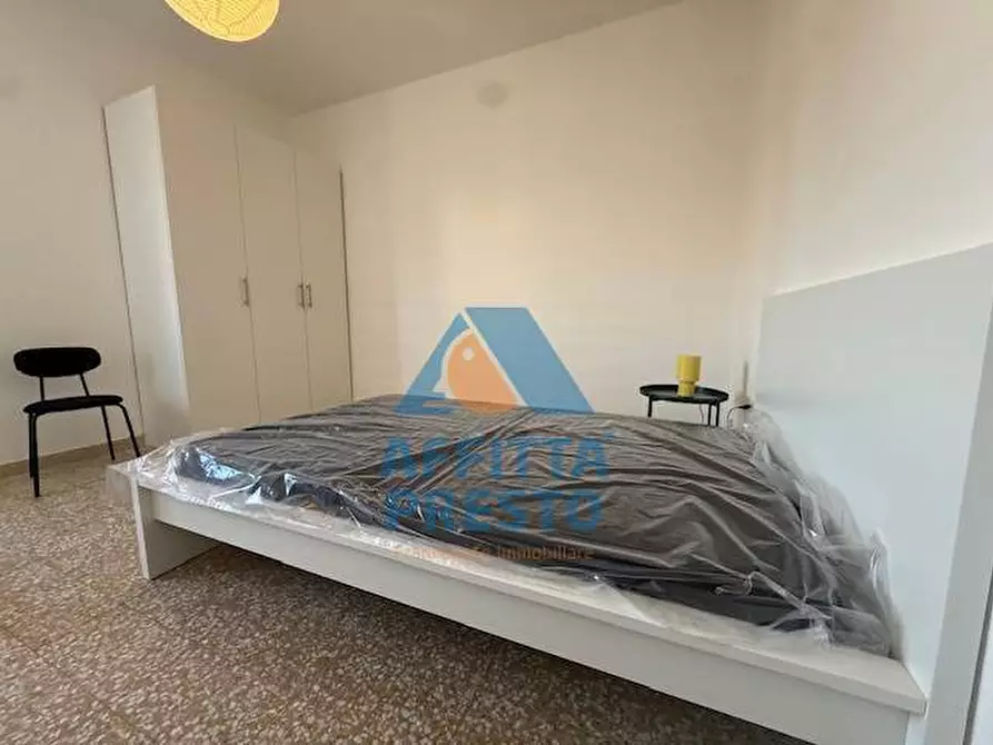 Immagine 4 di Camera in affitto  a Empoli