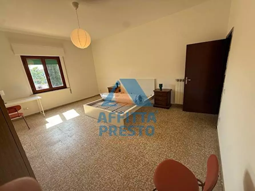 Immagine 16 di Camera in affitto  a Empoli