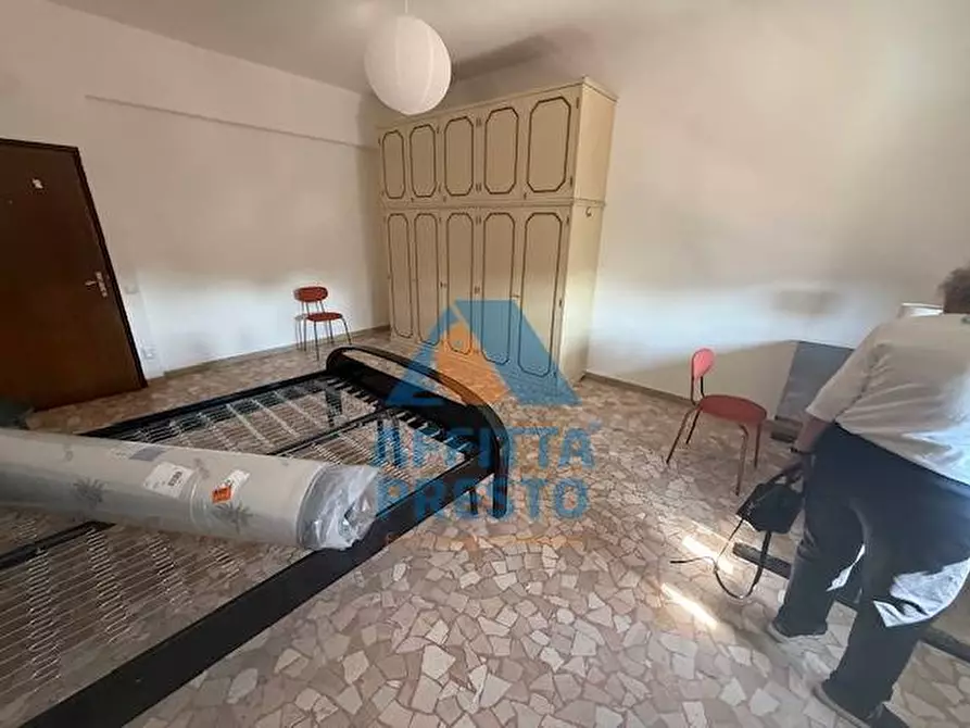 Immagine 20 di Camera in affitto  a Empoli