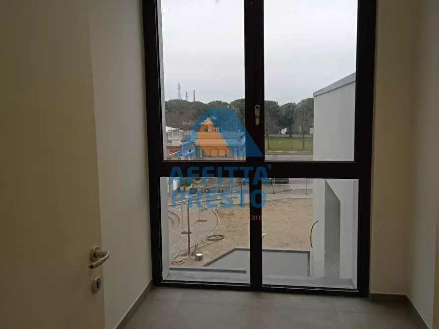Immagine 9 di Ufficio in affitto  a San Miniato