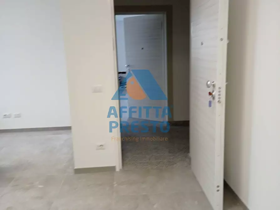 Immagine 13 di Ufficio in affitto  a San Miniato