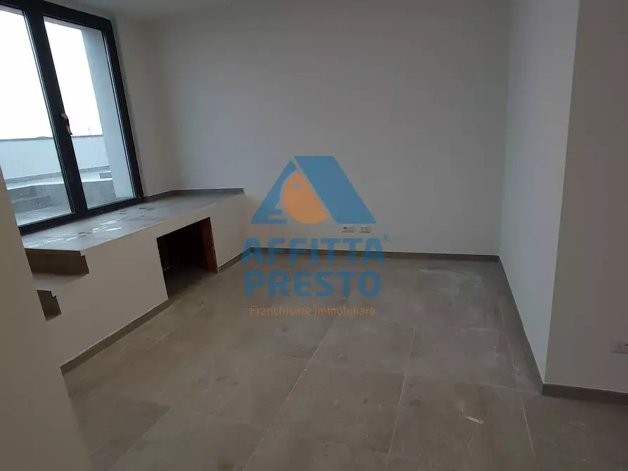 Immagine 15 di Ufficio in affitto  a San Miniato