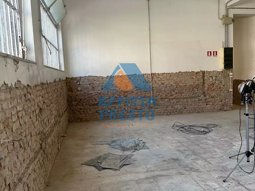 Immagine 3 di Attività commerciale in affitto  a Empoli