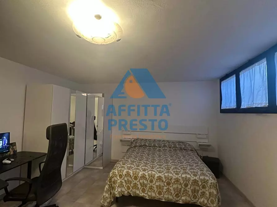 Immagine 16 di Casa semindipendente in vendita  a Capraia E Limite