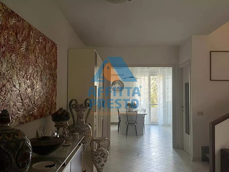 Immagine 1 di Casa semindipendente in vendita  a Capraia E Limite