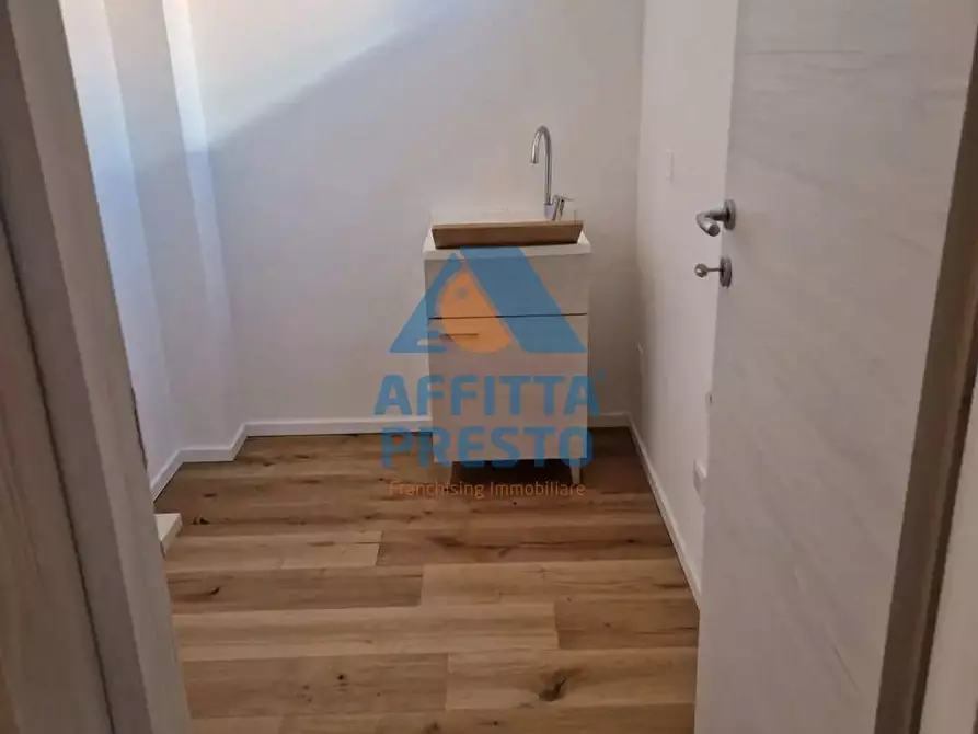 Immagine 5 di Appartamento in affitto  a Fucecchio