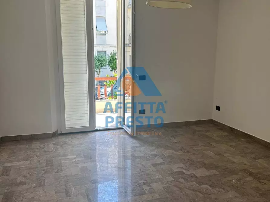 Immagine 10 di Ufficio in affitto  a Empoli