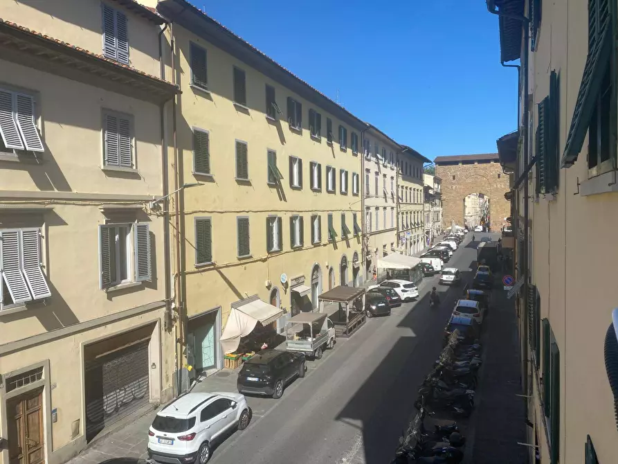 Immagine 2 di Appartamento in vendita  a Firenze