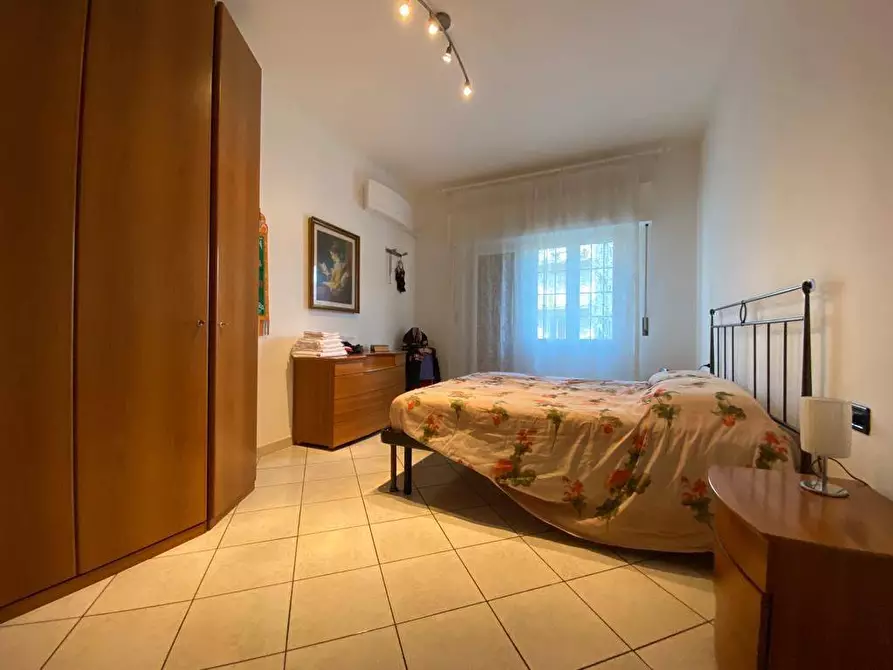 Immagine 8 di Appartamento in vendita  a Firenze