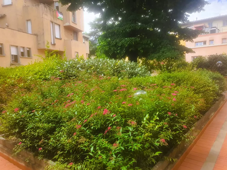 Immagine 4 di Appartamento in vendita  a Firenze