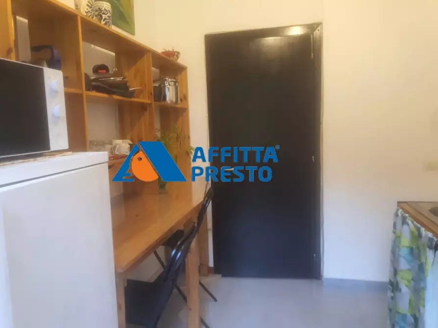 Immagine 12 di Camera in affitto  a Firenze