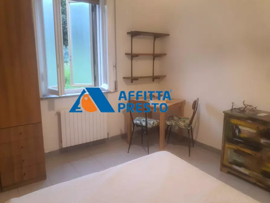 Immagine 19 di Camera in affitto  a Firenze