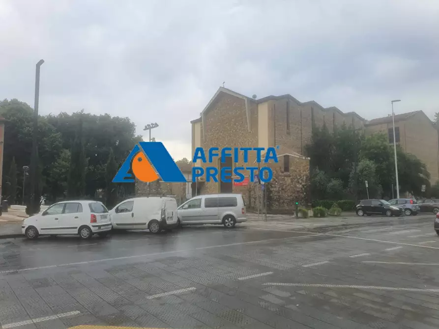 Immagine 30 di Camera in affitto  a Firenze