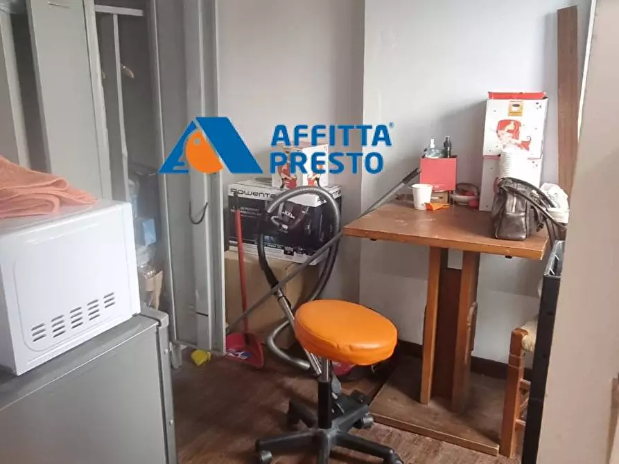 Immagine 7 di Negozio in affitto  a Firenze