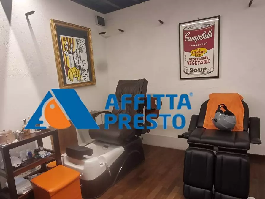 Immagine 10 di Negozio in affitto  a Firenze