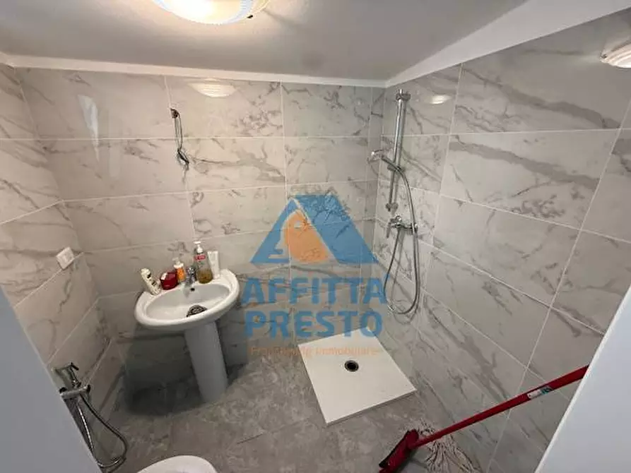 Immagine 10 di Appartamento in affitto  a Empoli