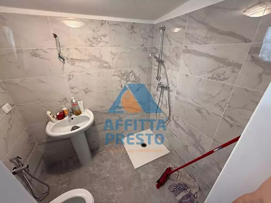 Immagine 11 di Appartamento in affitto  a Empoli