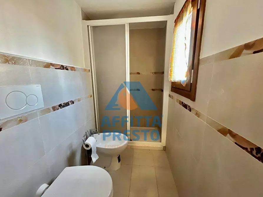 Immagine 5 di Camera in affitto  a Empoli