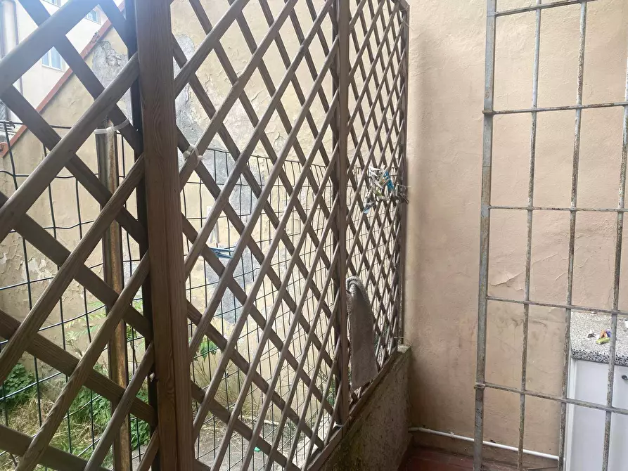 Immagine 12 di Attività commerciale in vendita  a Firenze