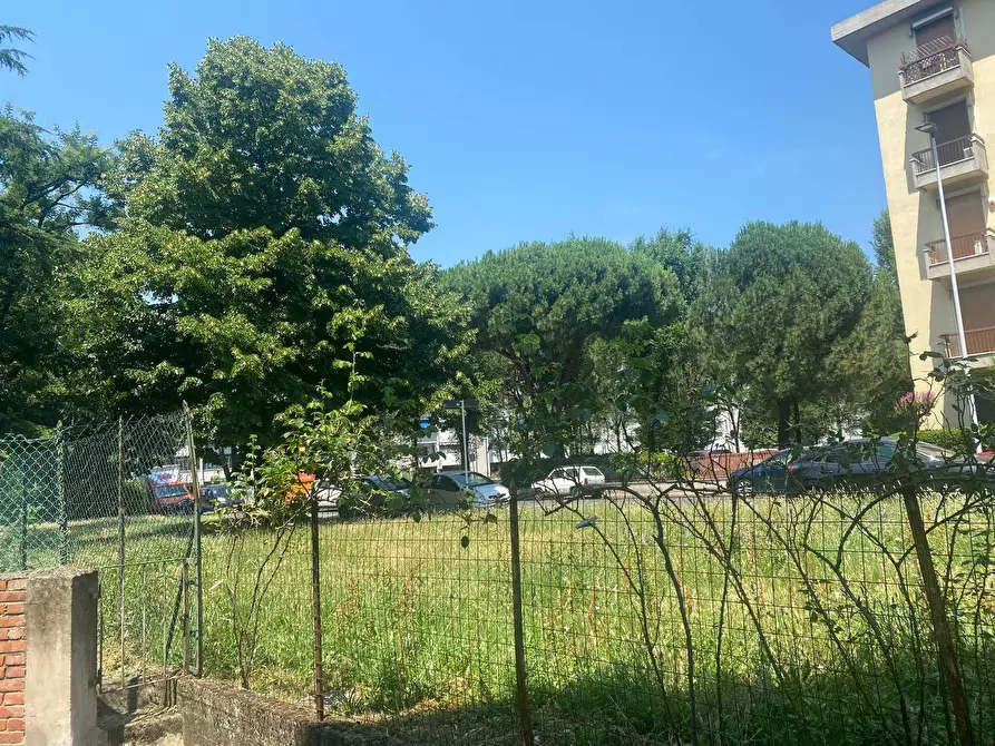 Immagine 4 di Appartamento in vendita  a Firenze