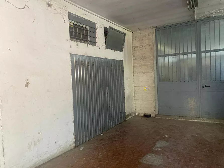 Immagine 20 di Appartamento in vendita  a Firenze