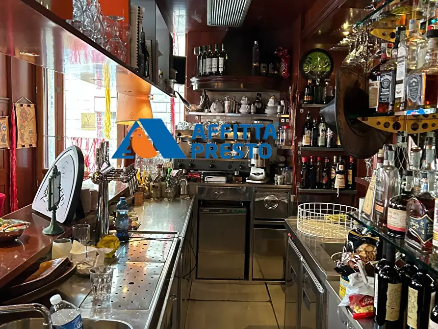 Immagine 7 di Attività commerciale in vendita  a Firenze