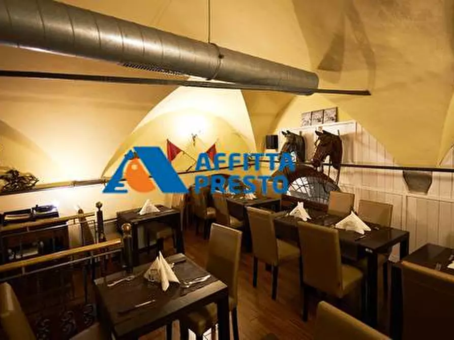 Immagine 9 di Attività commerciale in vendita  a Firenze