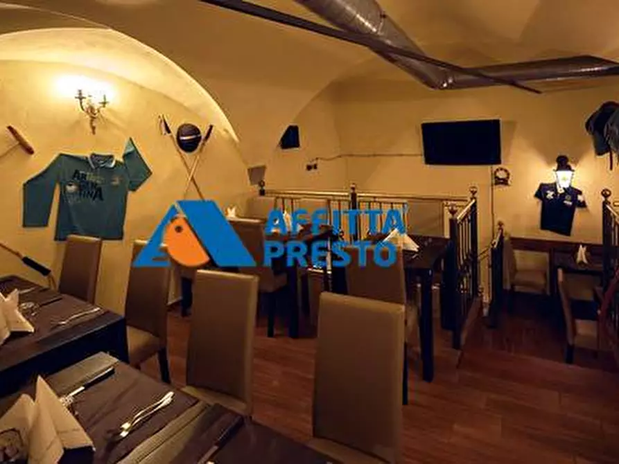 Immagine 14 di Attività commerciale in vendita  a Firenze