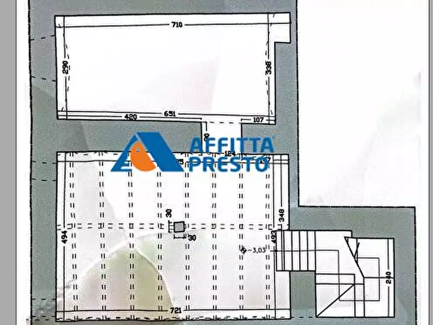 Immagine 24 di Attività commerciale in vendita  a Firenze