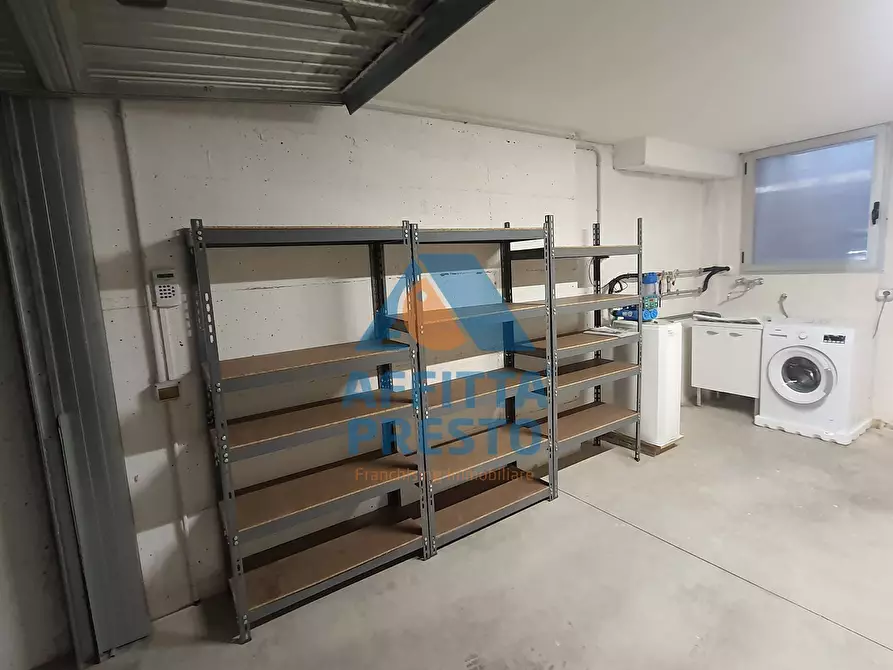 Immagine 10 di Casa semindipendente in vendita  a Empoli