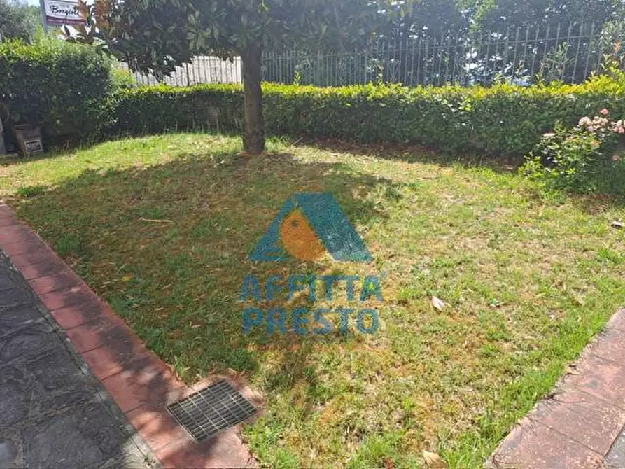 Immagine 1 di Appartamento in vendita  a Lamporecchio