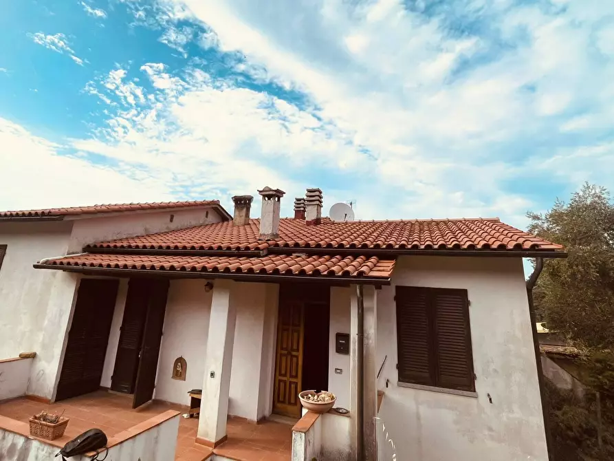 Immagine 2 di Casa semindipendente in vendita  a Marciana Marina