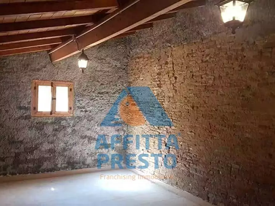 Immagine 2 di Casa indipendente in affitto  a Calcinaia