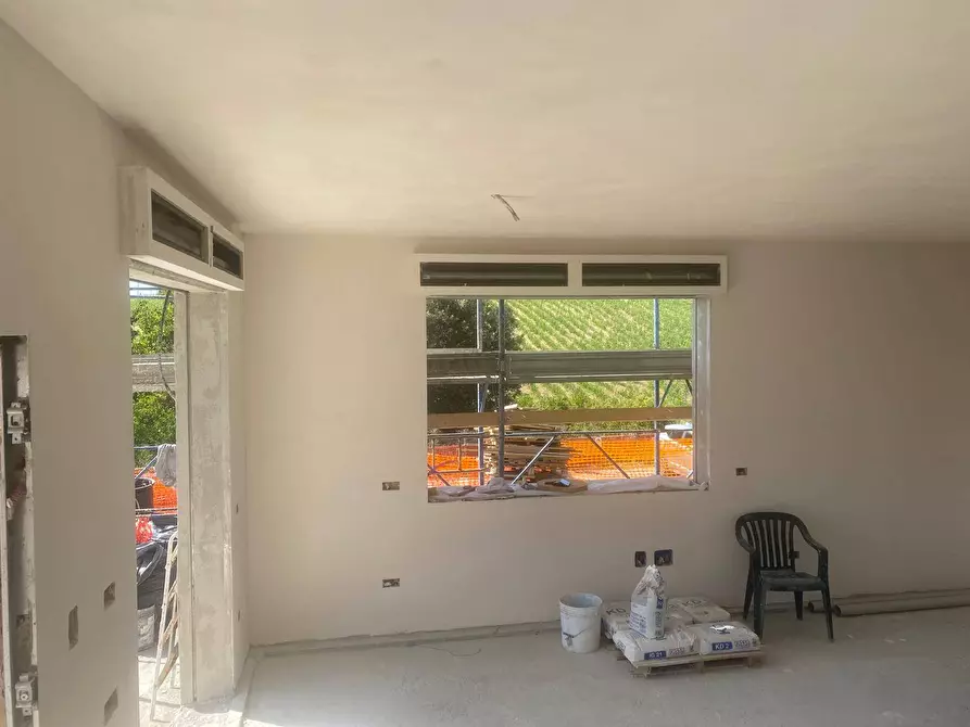 Immagine 5 di Villa in vendita  a Lastra A Signa