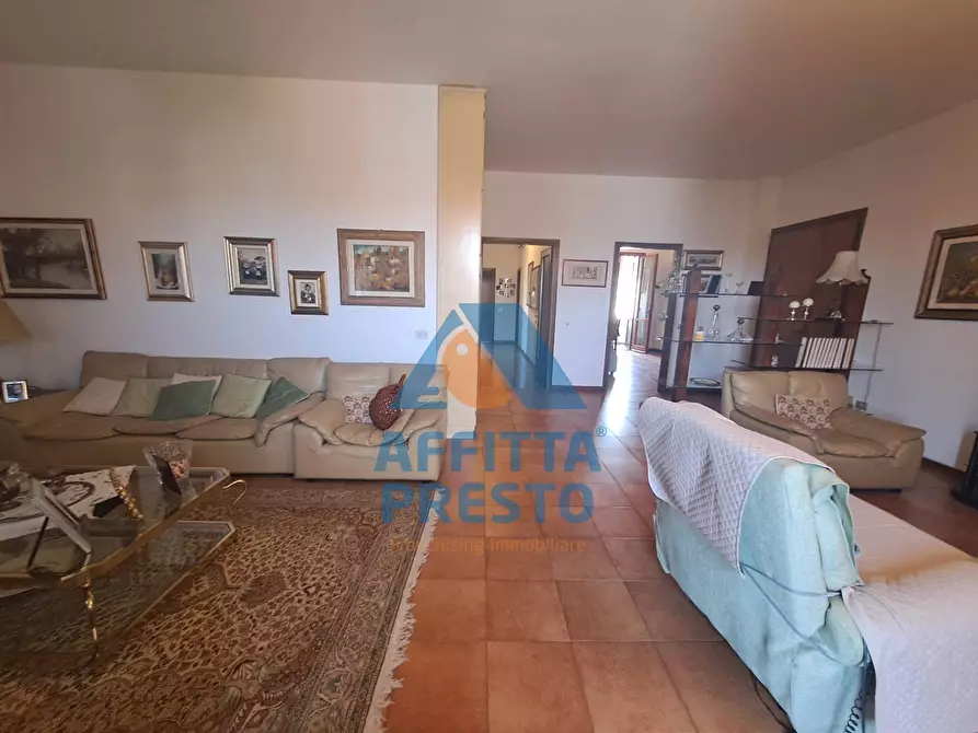 Immagine 15 di Appartamento in affitto  a Empoli