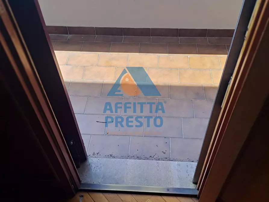 Immagine 21 di Appartamento in affitto  a Empoli