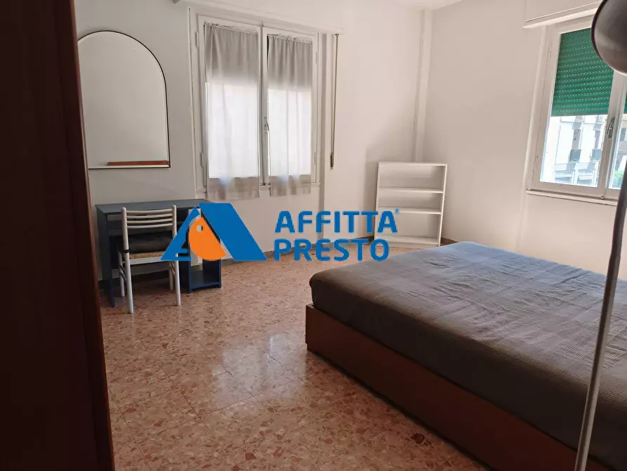 Immagine 4 di Camera in affitto  a Firenze
