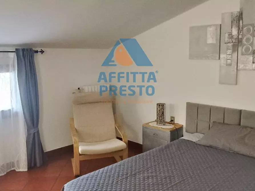 Immagine 24 di Camera in affitto  a Empoli