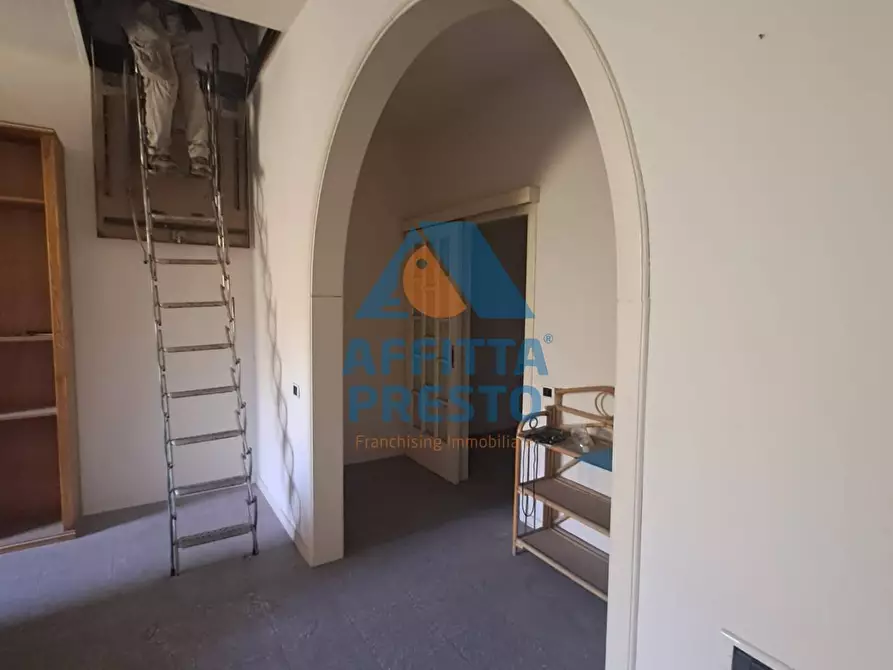 Immagine 7 di Appartamento in vendita  a Empoli
