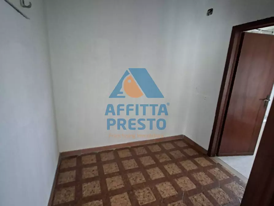 Immagine 5 di Camera in affitto  a San Miniato